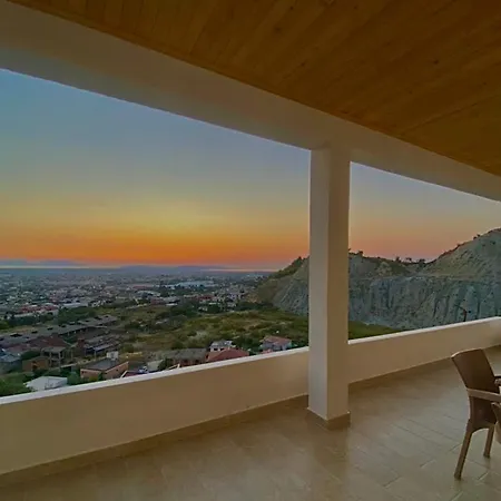 Elio's House
